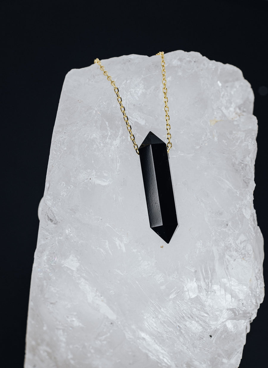 Black Onyx point 14K necklace