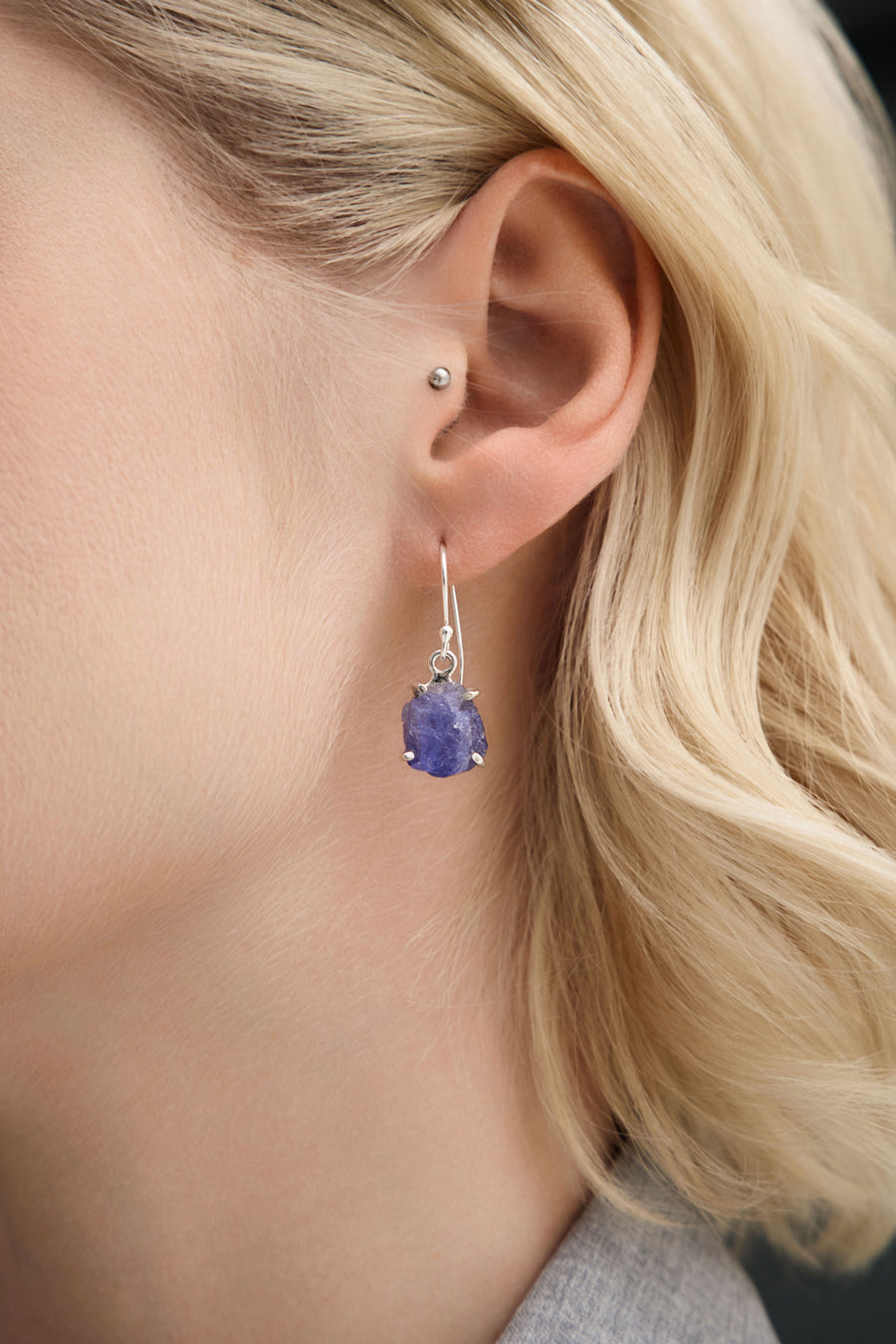 Tanzanite hook silver earrings