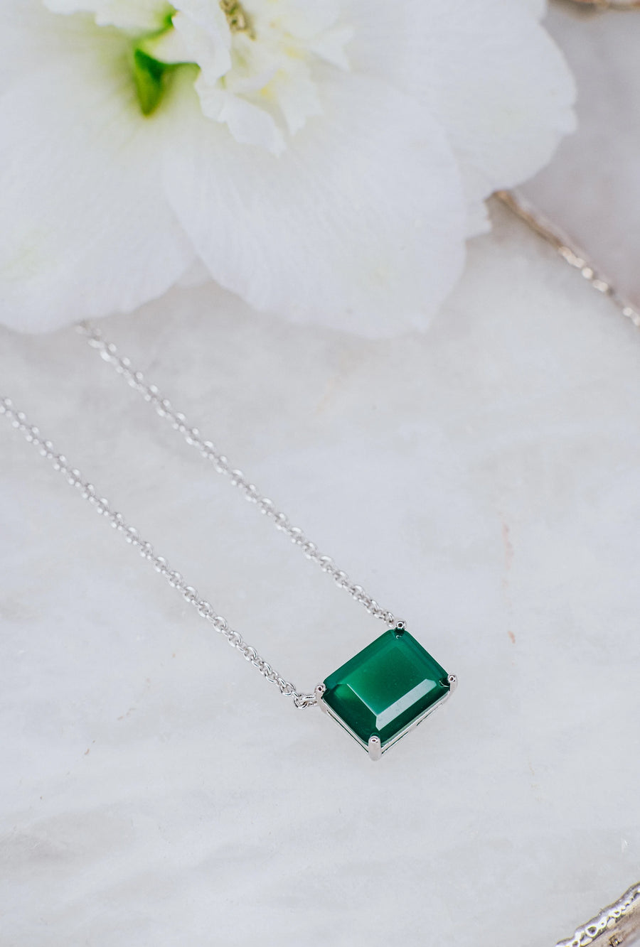 Green onyx silver rectangular necklace