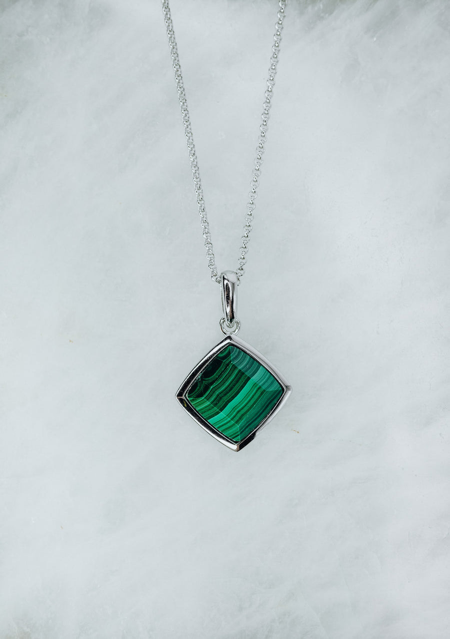 Collier losange en malachite