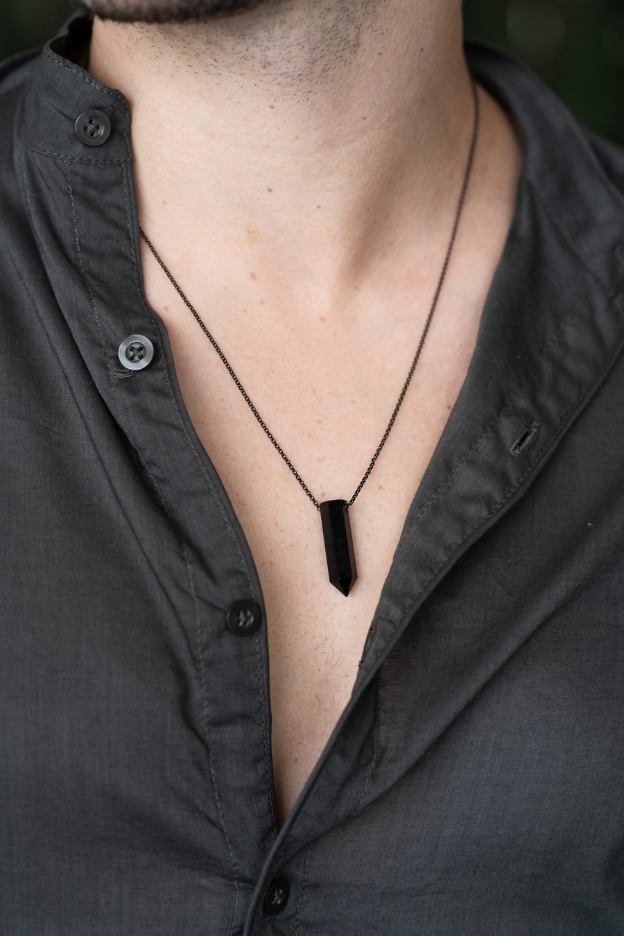 Black onyx point shaped necklace