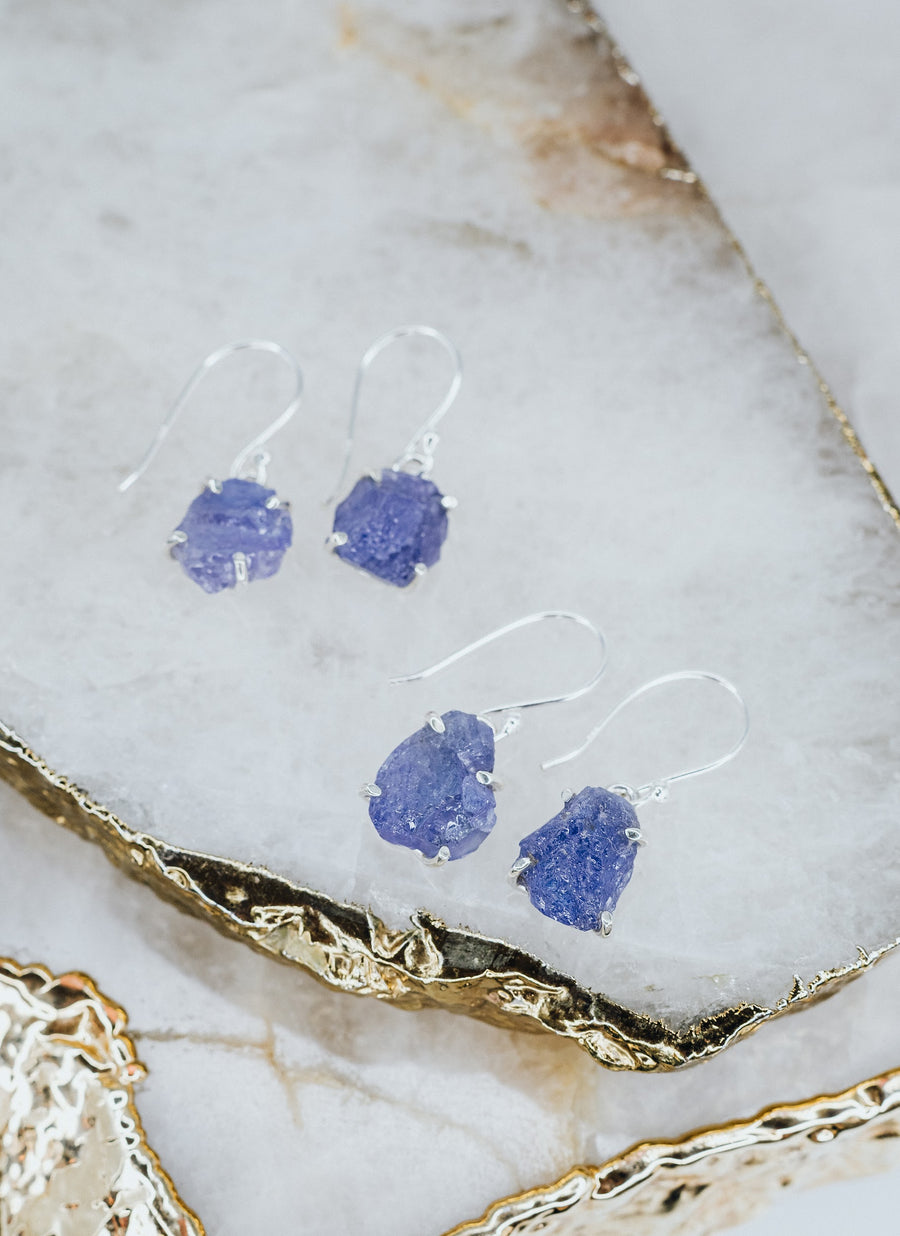 Tanzanite hook silver earrings