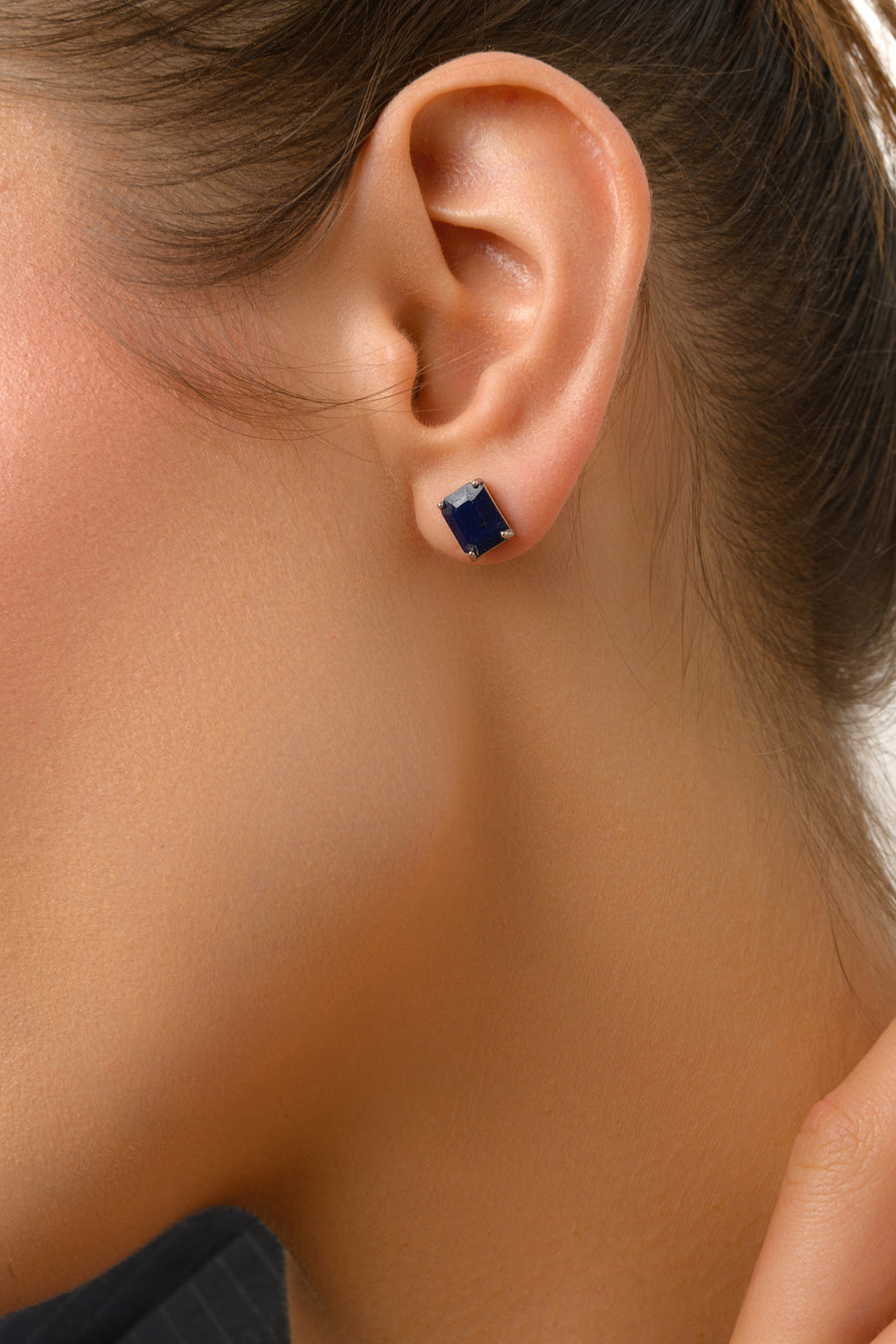 Sapphire rectangular stud earrings