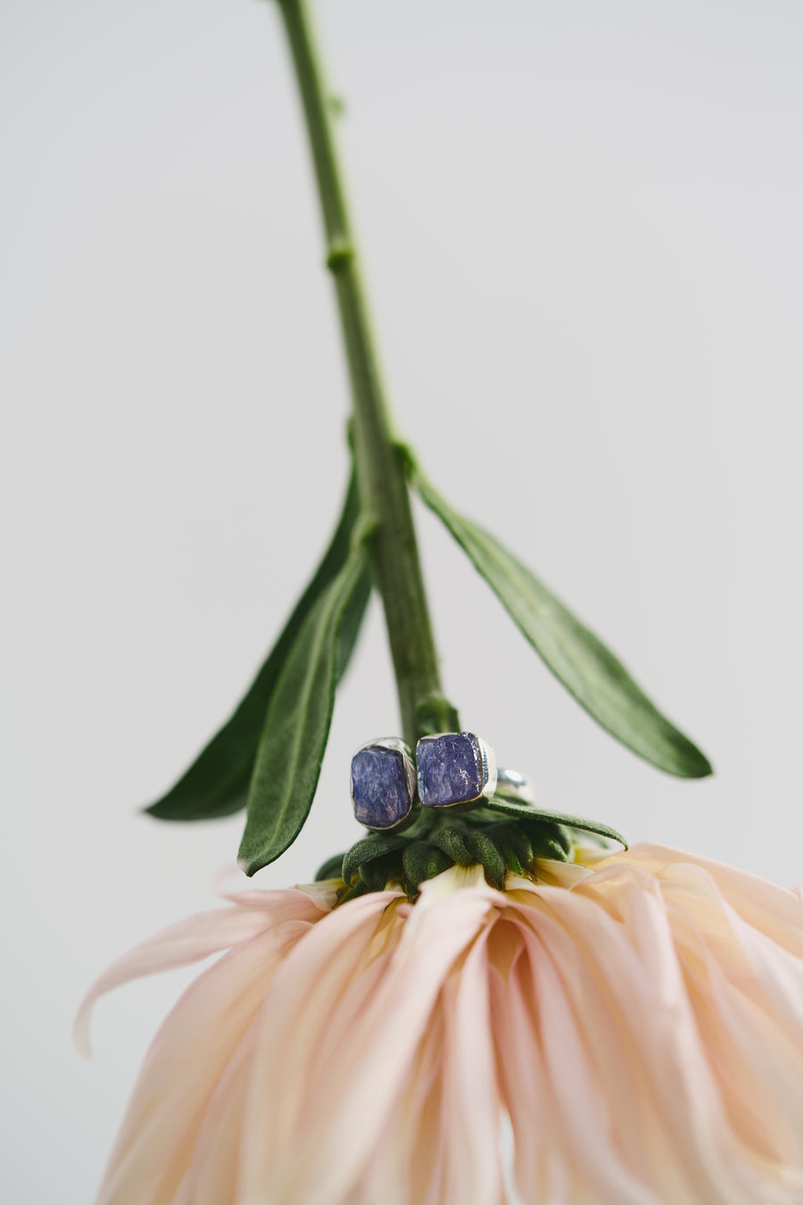 Bague double argentée en tanzanite