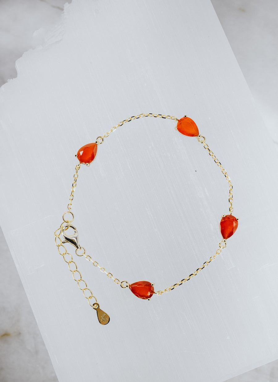 Carnelian teardrop bracelet