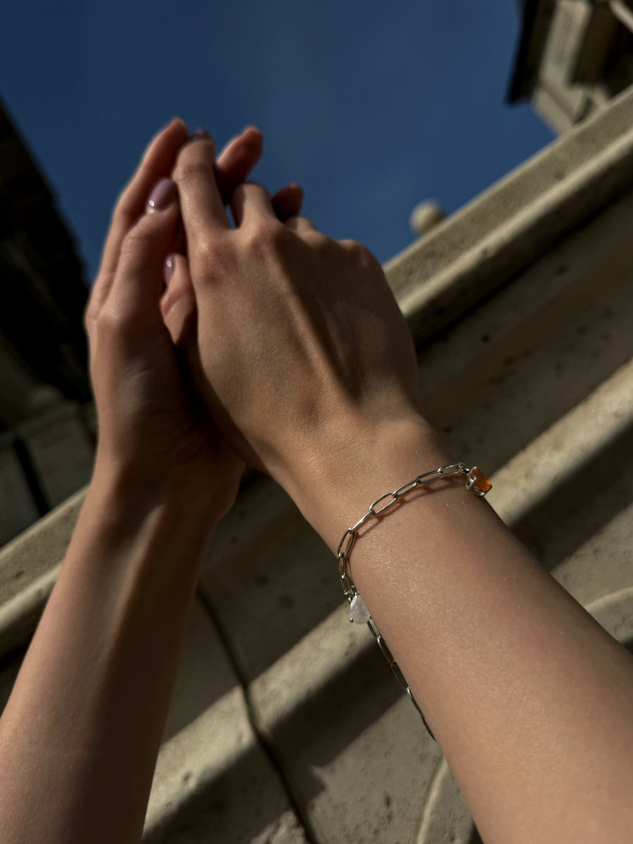 NEW BEGINNINGS silver bracelet (Carnelian + Moonstone)