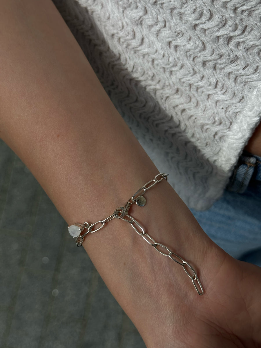 NEW BEGINNINGS silver bracelet (Carnelian + Moonstone)