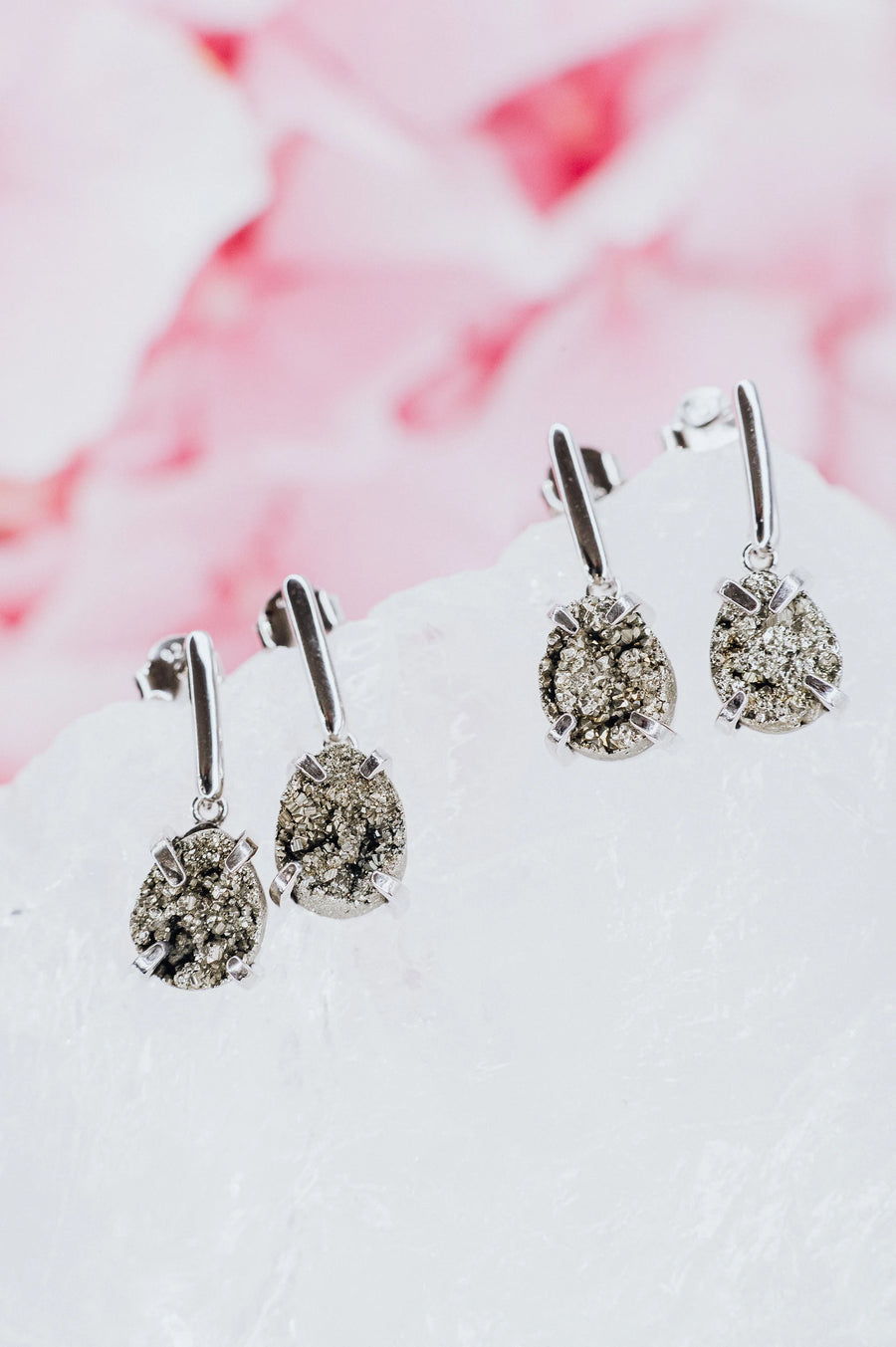 Boucles d'oreilles pendantes larme en argent et pyrite