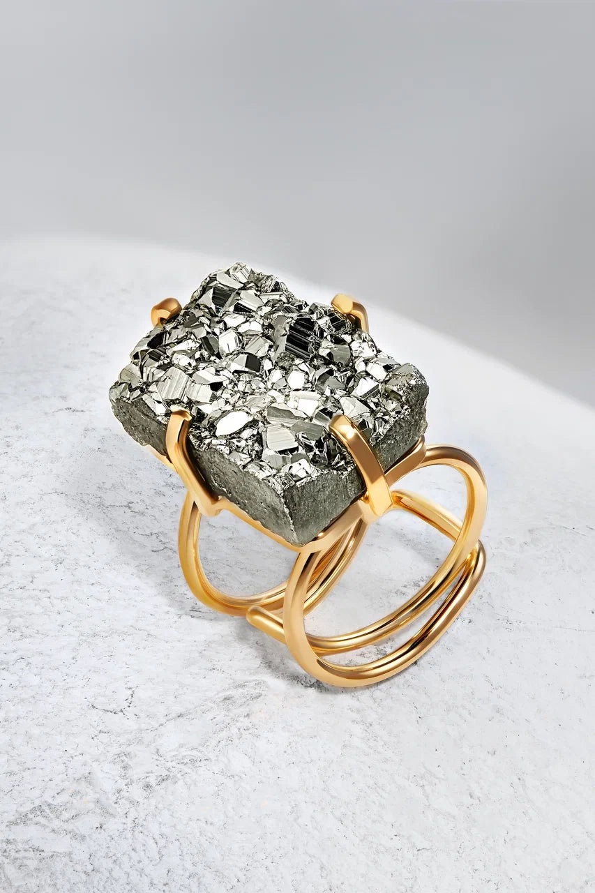 Pyrite fashion gold plated ring rectangular