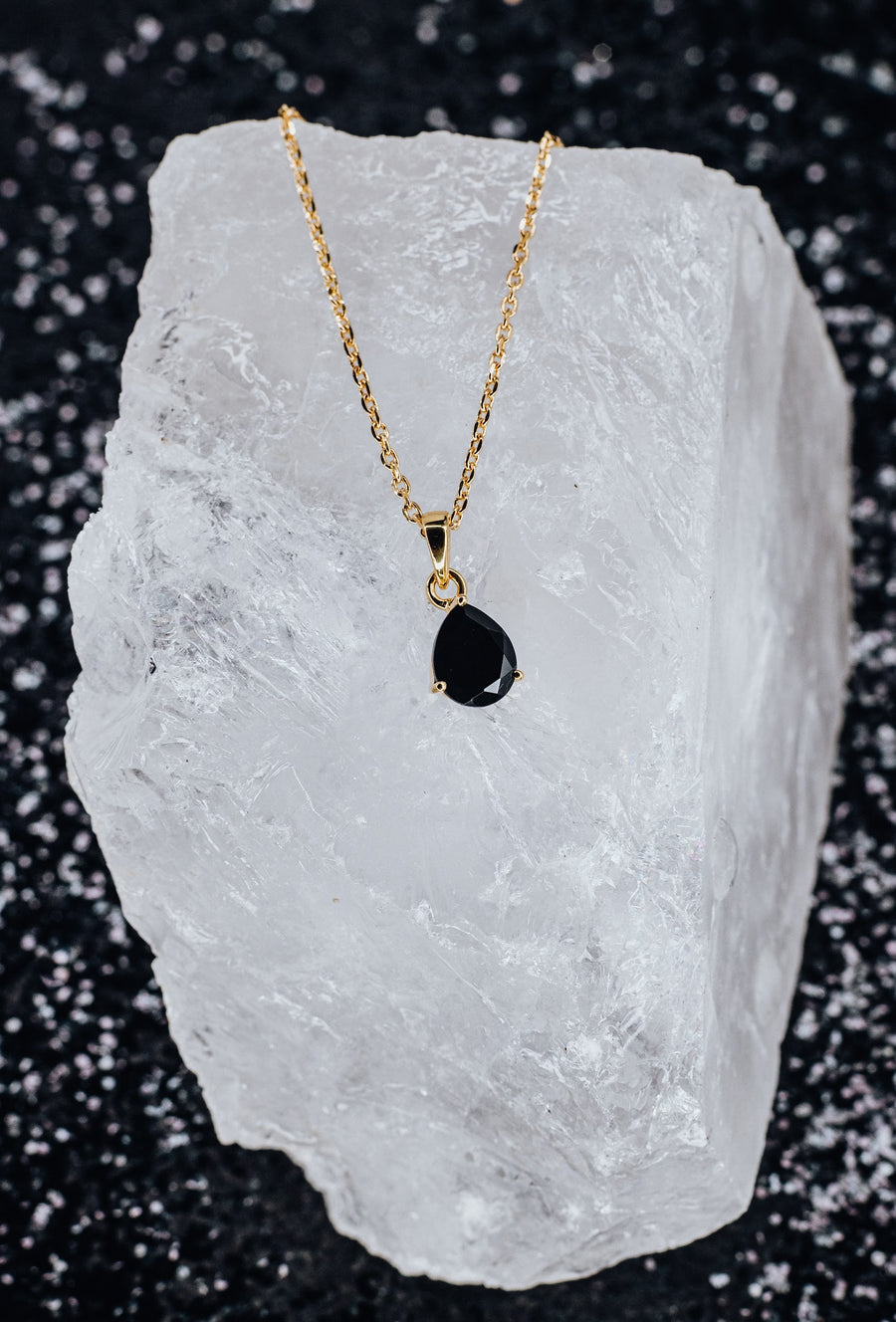 Teardrop black onyx necklace gold plated