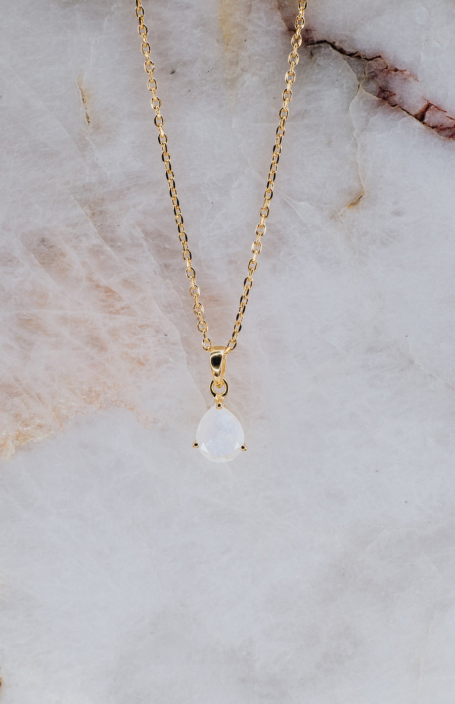 Teardrop moonstone necklace gold plated