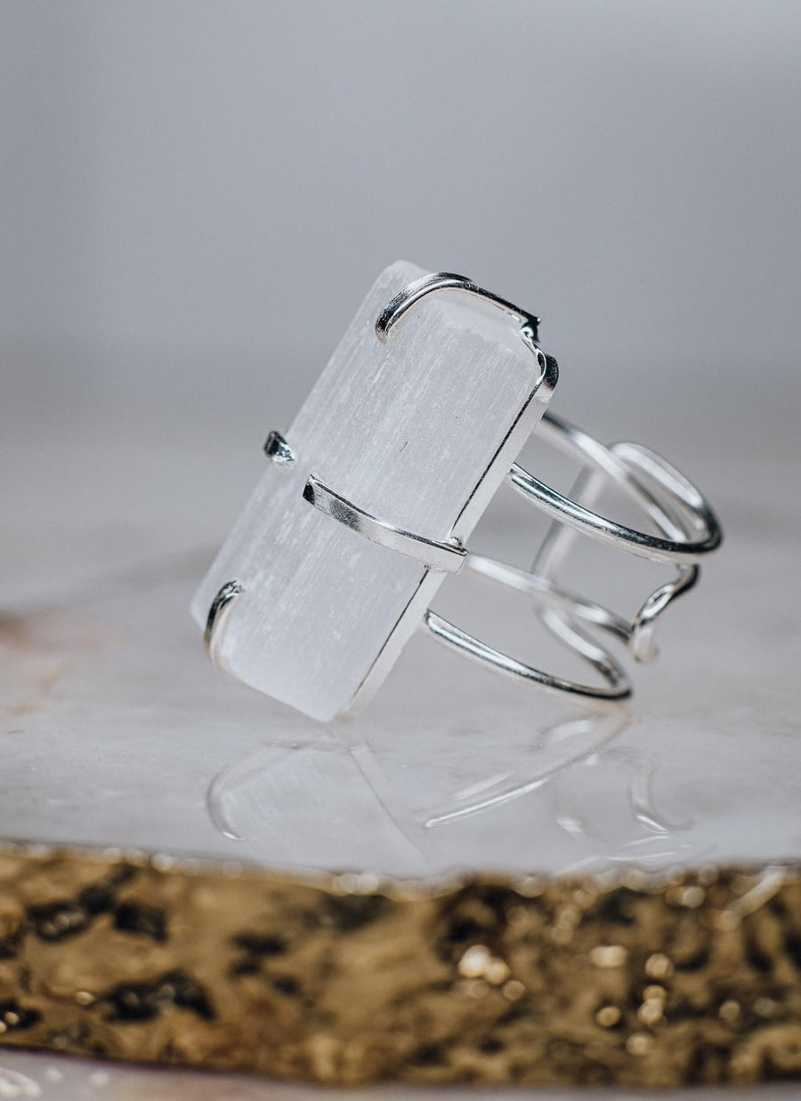 Selenite ring silver plated