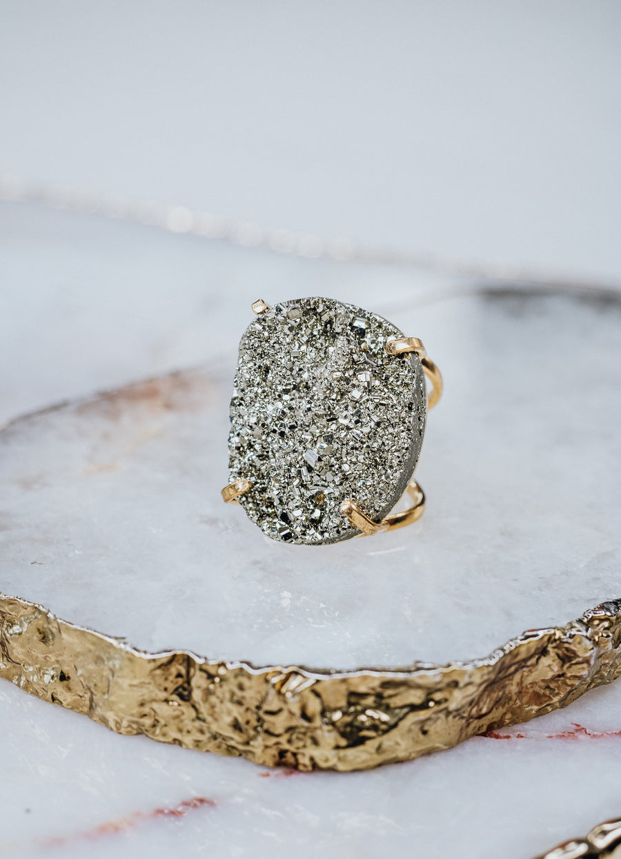 Oval pyrite ring
